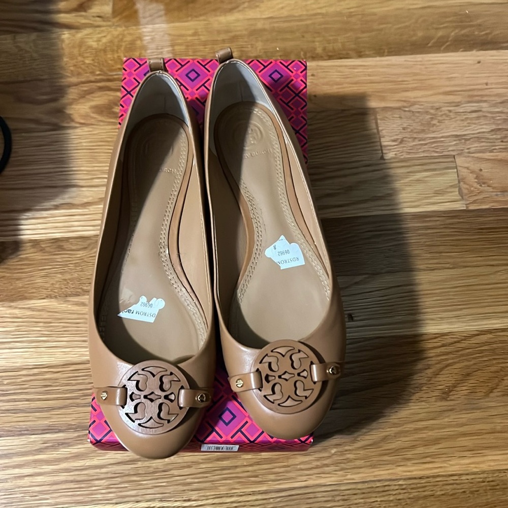 Brand new TB Reva ballet flat